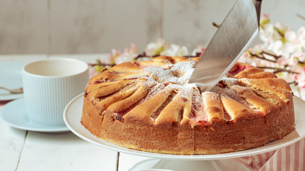 versunkener Rhabarberkuchen - andersbacken.de