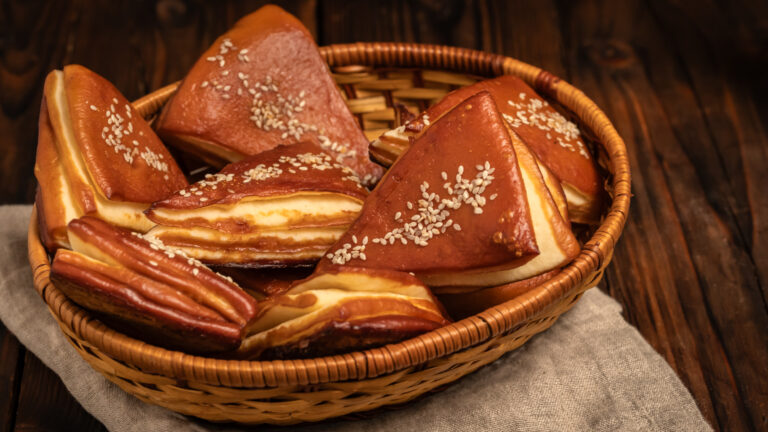 Laugengebäck aus Dinkelmehl