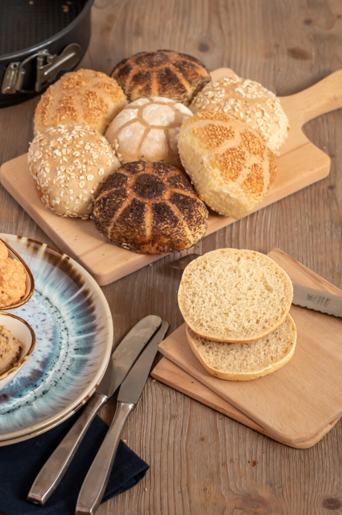 Rezept für Frühstücksbrötchen mit Dinkelmehl