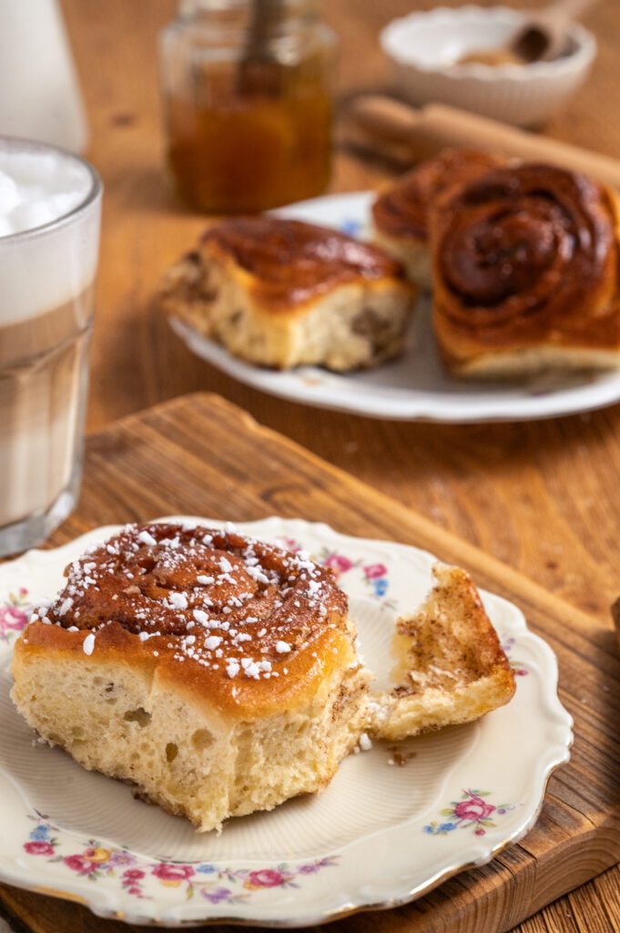 Wie man die besten Zimtschnecken mit Dinkelmehl zaubert – Entdecke jetzt mein Rezept